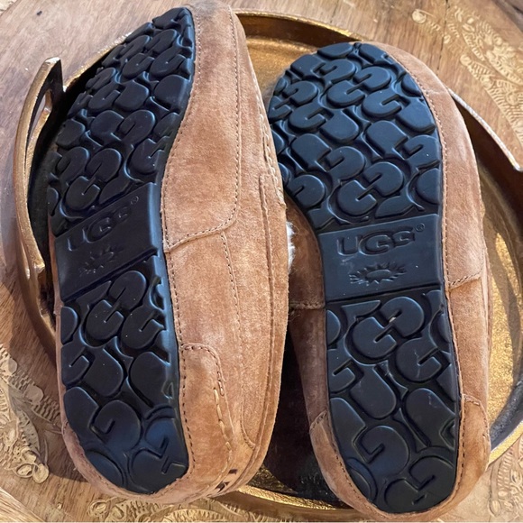 Ugg Ansley Suede Moccasin Slipper men’s 8 nwot - Picture 4 of 9